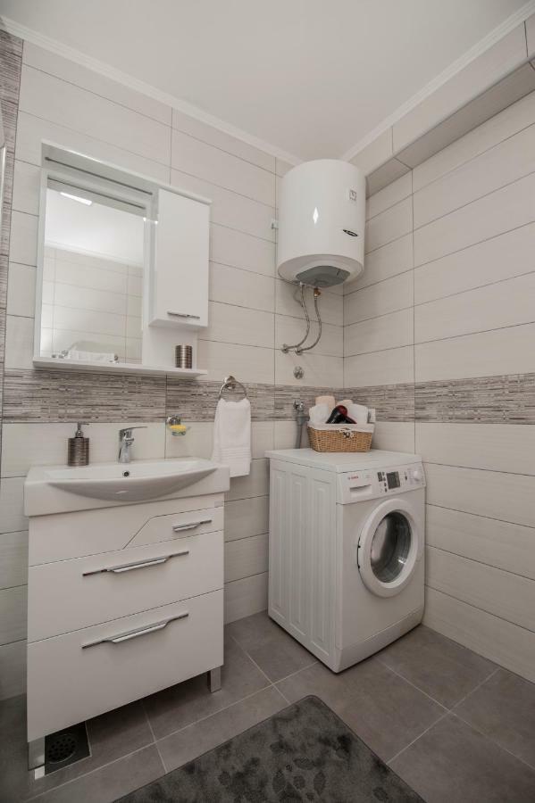 Cozy Apartment Sinn トレビニエ エクステリア 写真
